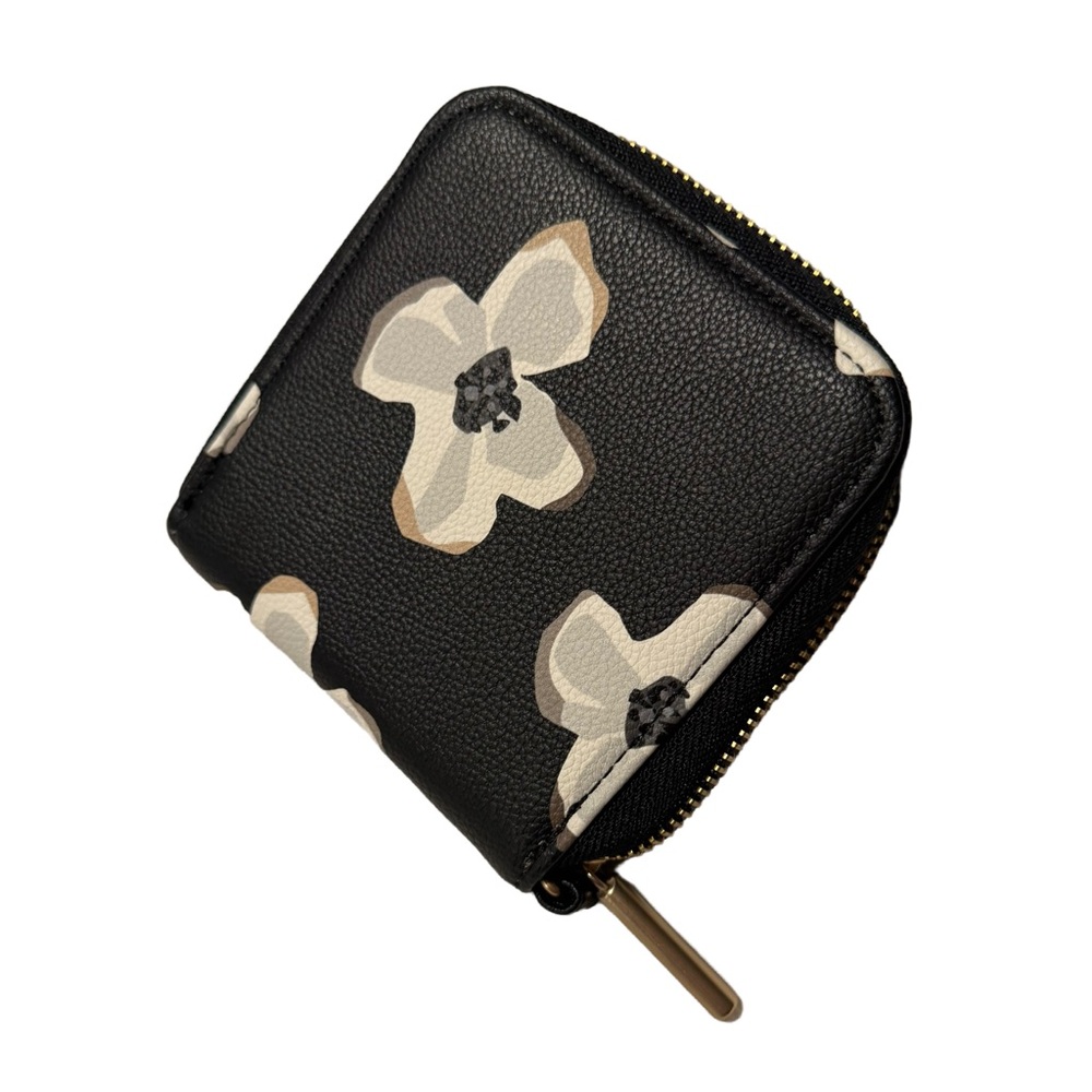 🌼🌼Thirty-One NWOT Floral Black Wallet🌼🌼